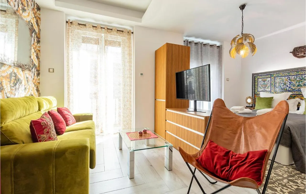 1 Bedroom Awesome Apartment In Sevilla
